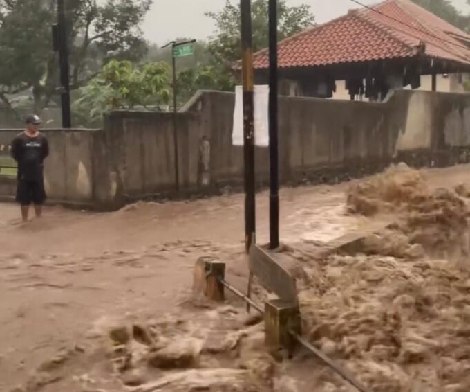 banjir di ciapus